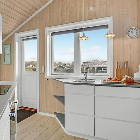 Lovely Home In Juelsminde With Sauna