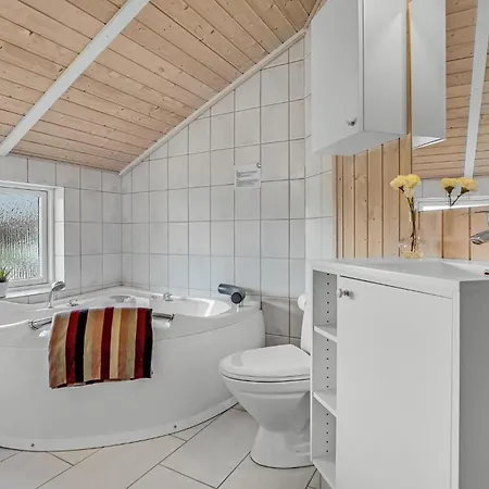 Dom wakacyjny Pot Strandby Juelsminde T